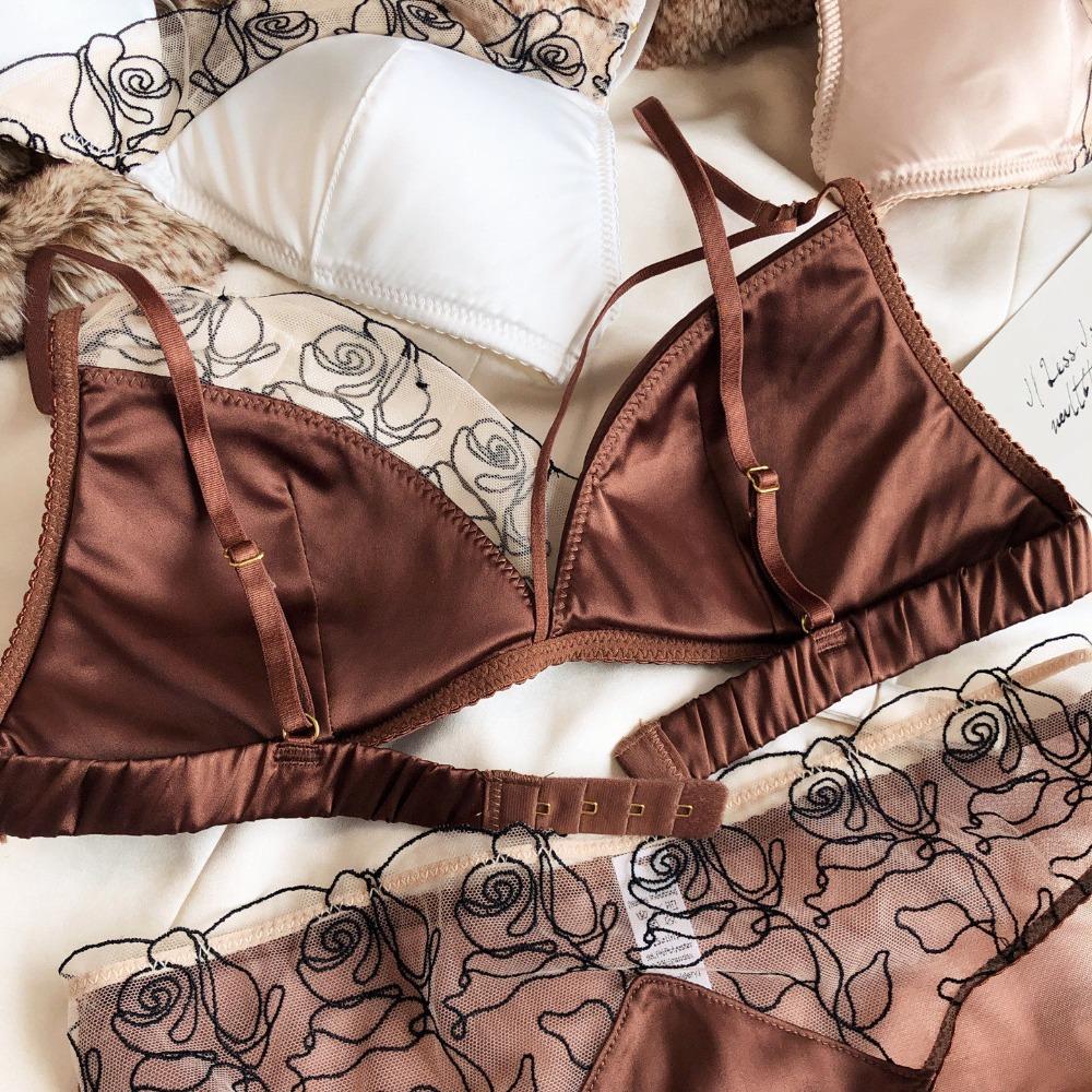 Summer Women Underwear Sexy Lace Embroidery Bra Set French Thin Cup Silken Wireless Bralette Ladies Lingerie Briefs With Thong