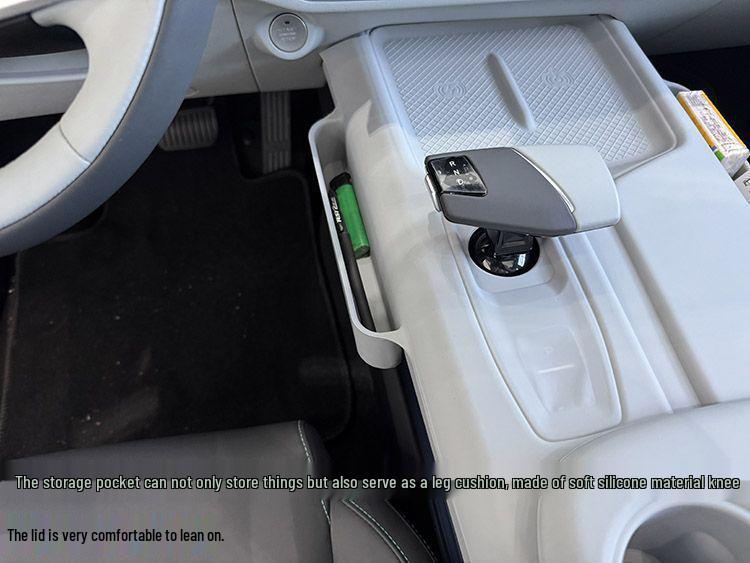 Anti-Slip Pad for Wireless Charger and Cup Holder in Changan UNIZ Console