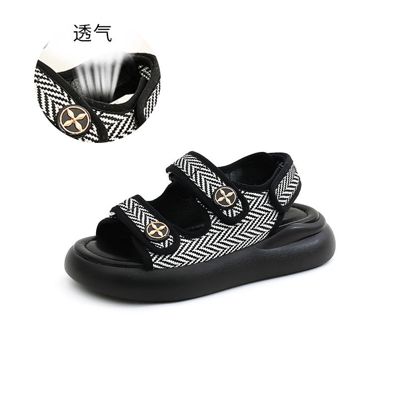 

Сандалии на плоской подошве женские летние 2025 года новые спортивные сандалии в спортивном стиле с ушами пшеницы повседневные маленькие ароматные женские сандалии 40 чёрный