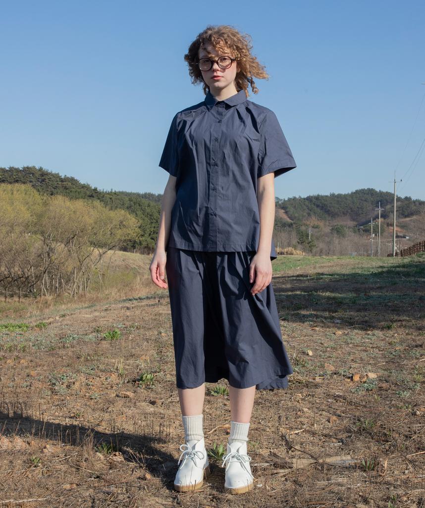 Beonadeumiljeu Oblong Pleated Skirt - Navy