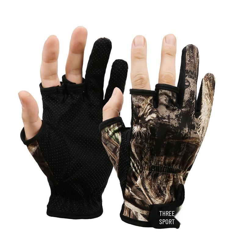 

Camouflage Three-Fingerless Fishing Gloves for Lure Casting and Rock Fishing One Size