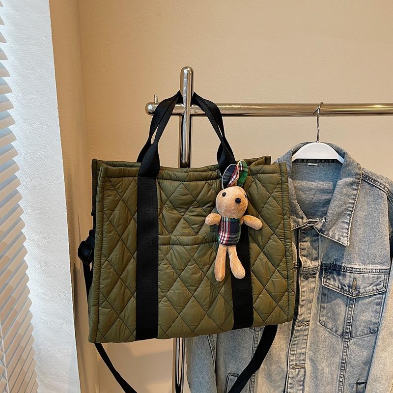 Autumn and Winter Texture Rhombus Leisure 2025 New Embroidery Thread Trend Fashion Large Capacity Cotton Clothes Shoulder Portable Tote Bag