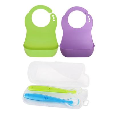 Beberac weiches Babynahrungs-Lätzchen 2 St. + Silikon-Fütterlöffel 2 St., Lätzchen (grün, lila), Löffel (Blau Grün), 4 Stück