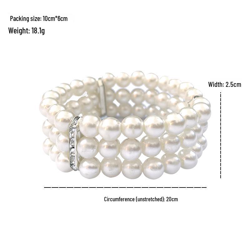 1920s Gatsby-Style Feather Headdress and Gloves: Retro Medieval-Inspired Accessories