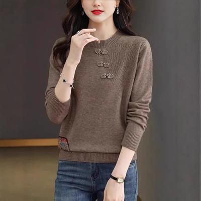 Round Neck Chinese Style Top for Women's Sweater for Spring New Knitted Sweater Mother Retro Button Pullover Base Shirt