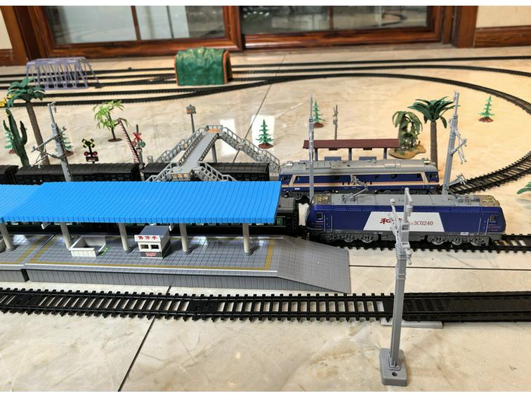 Electric Locomotive Train Catenary Pole for Model Railways - Sand Table Accessory