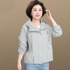 Elegant Short Windbreaker for Mid-Aged Women - Stylish Spring/Autumn Casual Outerwear