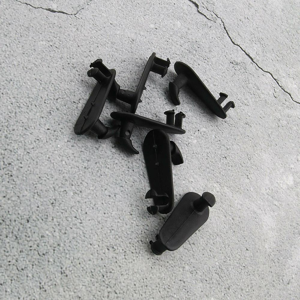 8 Stück Auto-Fußmatten-Clips Schwarze Befestigungen Kunststoff-Haltehaken