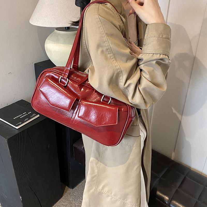 Niche Simple Bowling Bag Women's 2025 New Trendy Work Commuter Underarm Bag Versatile Handbag Shoulder Bag