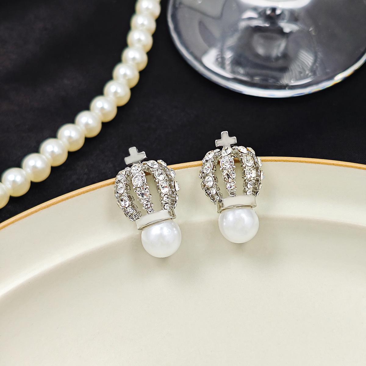 Korean Style Silver Needle Crown Zircon Pearl Stud Earrings - Light Luxury & Cool Style for Women