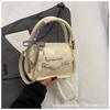 Simple temperament, hand-held small square bag, 2025 new fashion, niche design, trendy shoulder bag, commuter crossbody bag
