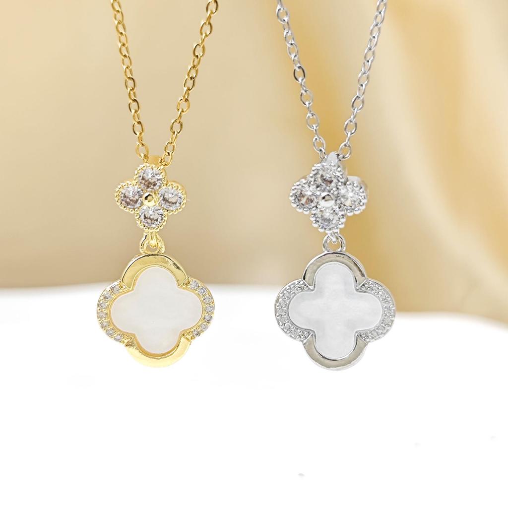 Women's Luxury Four-Leaf Clover Mother-of-Pearl Necklace with Diamond-Inlaid Pendant