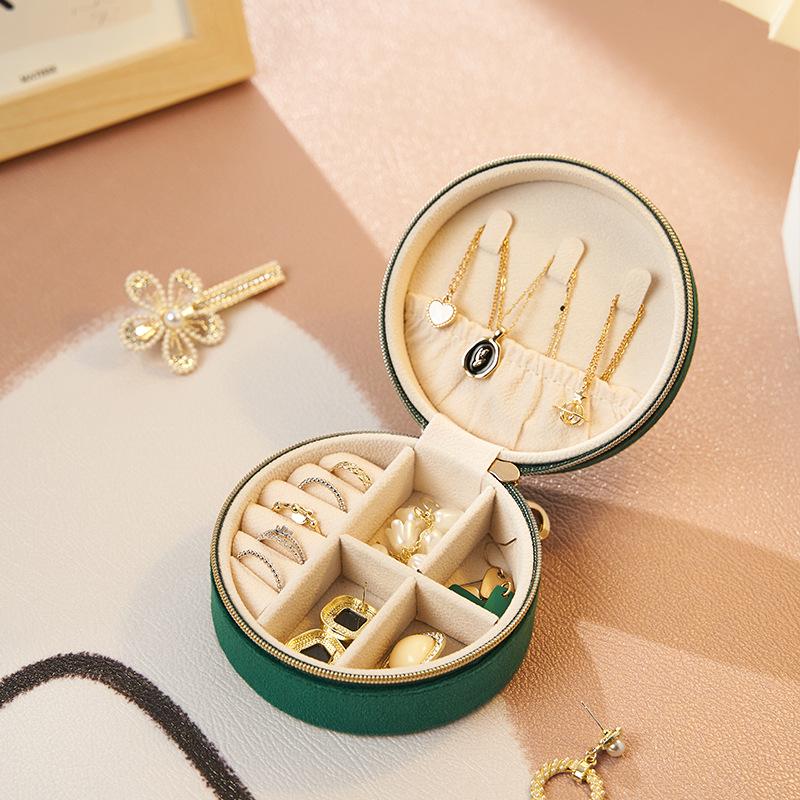 In Stock: Portable Velvet Round Jewelry Storage Box for Necklaces and Earrings