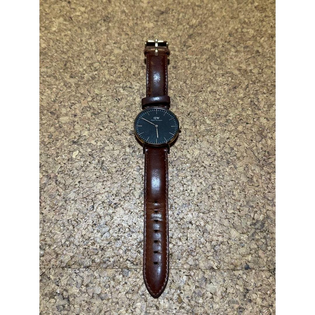 Подержанные часы daniel wellington