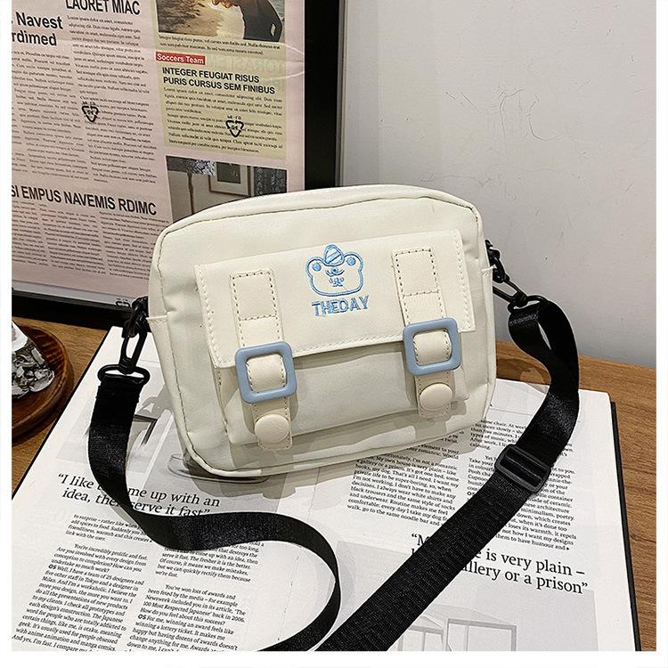 

Japanese simple and cute small bag women s 2024 autumn and winter new versatile nylon small square bag Harajuku small fresh messenger bag белый