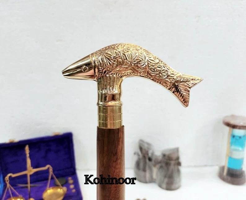

Engraved Walking Cane: Brass Fish Handle, Foldable Personalized Stick золотой