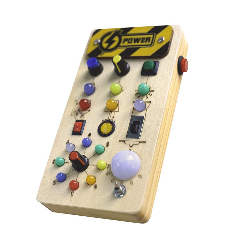 Montessori Hračky Dřevěná Aktivní Tabule Spínačové Hračky S Tlačítkem LED Světla Senzorické Cestovní Hračky pro Batole Předškolní Vzdělávací Aktivita