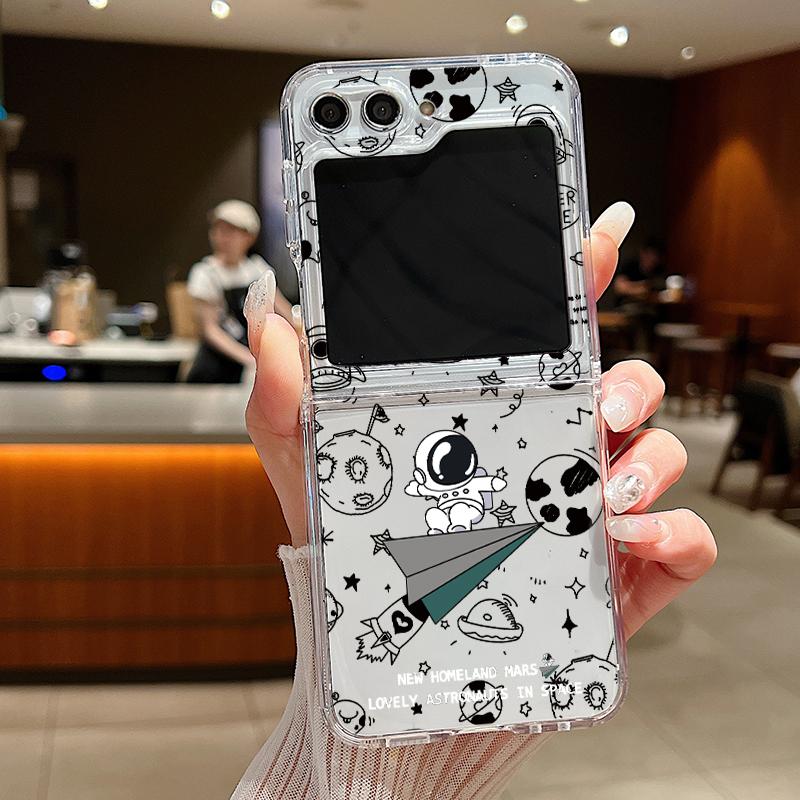 Cartoon Astronaut Pattern Phone Case For Samsung Galaxy Z Flip 6 5 4 3 5G Flip6 Flip5 Flip4 Metal Buckle Folding Silicone Cover