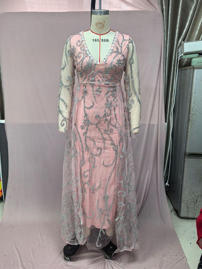 Elegant 2025 V-Neck Gold-Accented Long-Sleeve Evening Gown for Women