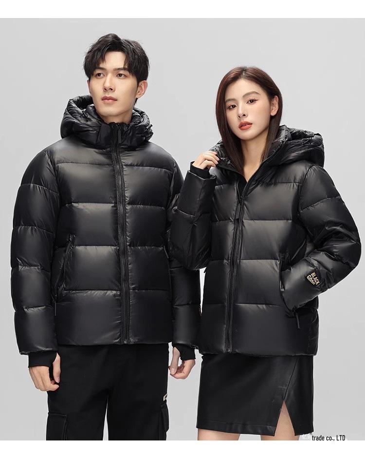 Men's Black Gold Short Down Jacket 2026: New Trendy Style, Unisex Thickened Goose Down Coat for Warmth.
