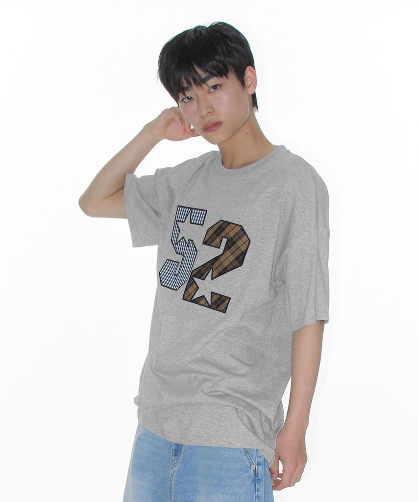 AMES-WORLDWIDE 52 Applique Tee Gray