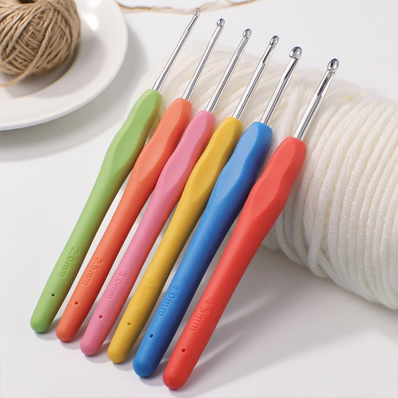 Soft Grip Crochet Hook Set: Handmade Yarn Dolls, Stainless Steel Needles & Knitting Materials