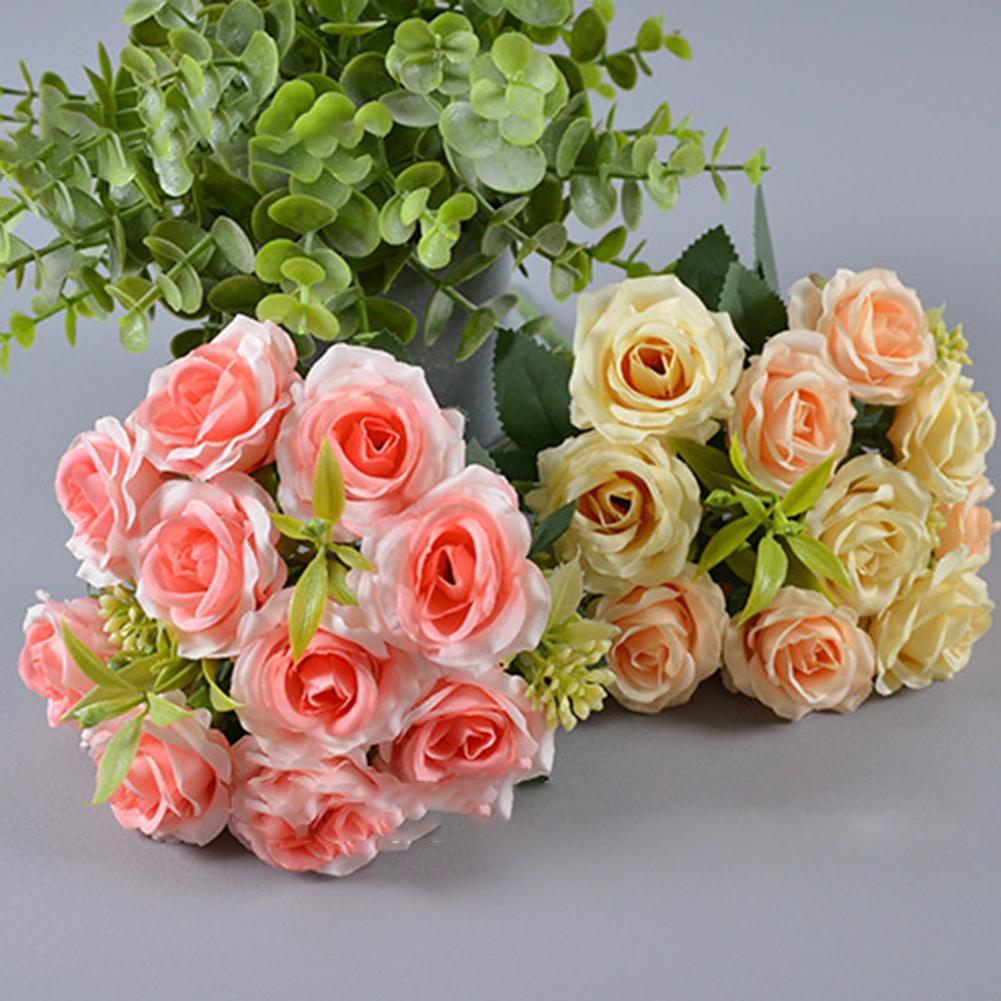 Elegant Flower Decoration For Wedding Small Roses Bouquet Long-lasting Decoration Realistic Flower Appearance Wedding Setting