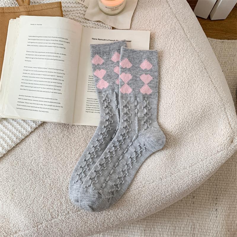 Female Autumn and Winter Warm Love Twist Gentle Tube Pile Socks