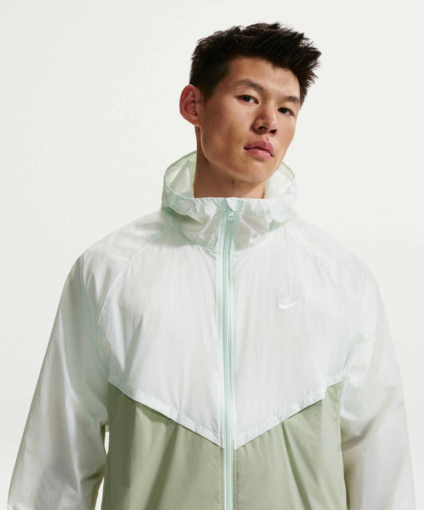 Nike Windrunner Unlined Full-Zip Uv Jacket M - Barely Green:Jade Horizon:White / Io9628-394
