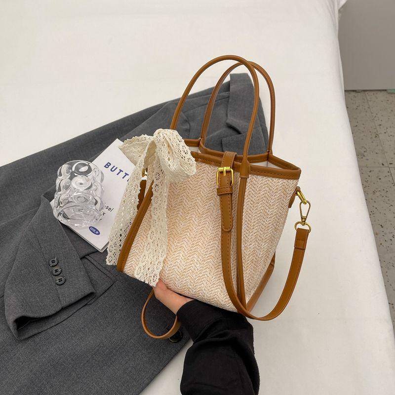 

Women s Hand-Woven Casual Easiest for Match Shoulder Bag Brown