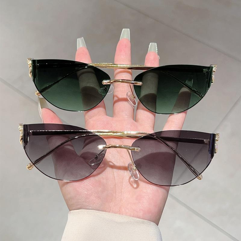 Popular Vintage Rimless Cat Eye Sunglasses Women For Men Luxury Brand Designer Sun Glasses Punk Metal Leopard Head Shades Uv