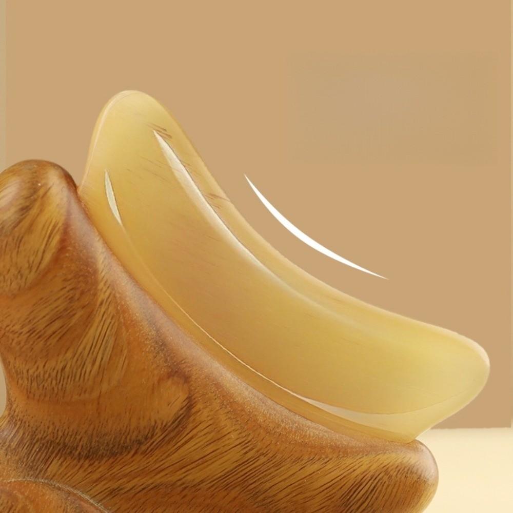 Reduce Puffiness Bear Shape Skin Scraping Board Green Sandalwood Massager  SPA