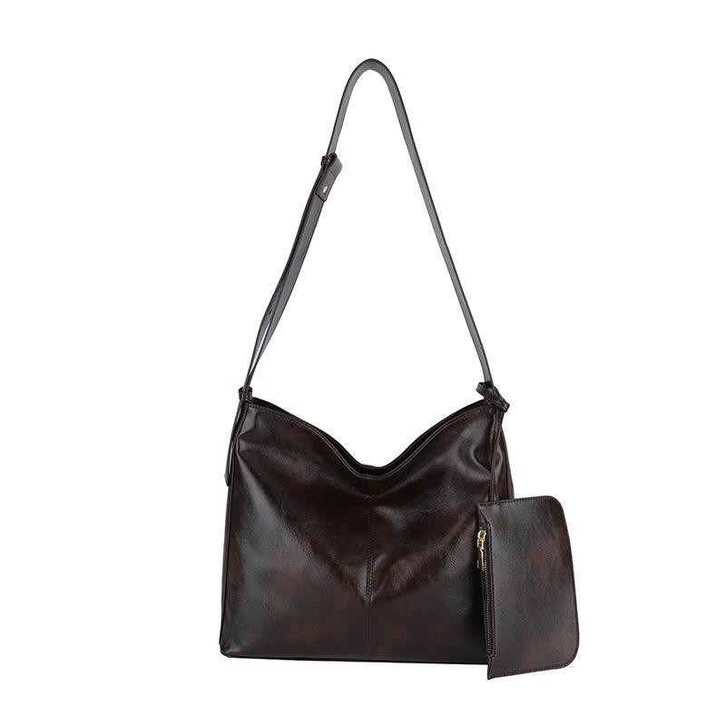 Large-capacity retro bag, new fashion and high-end soft leather tote bag, textured casual messenger bag.