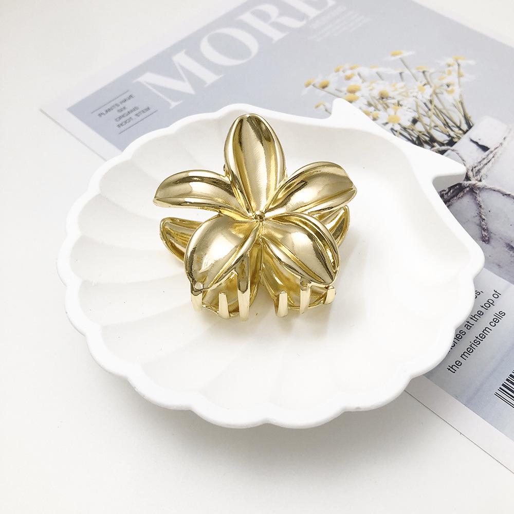 Large Hibiscus Hair Claw Clip: High-End Floral Alloy Shark Clip for Updos