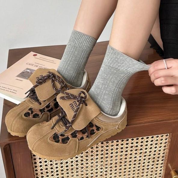 Women's Cotton Mid-Calf Ribbed Socks - Autumn/Winter College Style