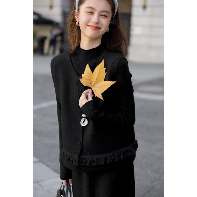 

ITISF4 Elegant Tassel Three-Piece Set One Size