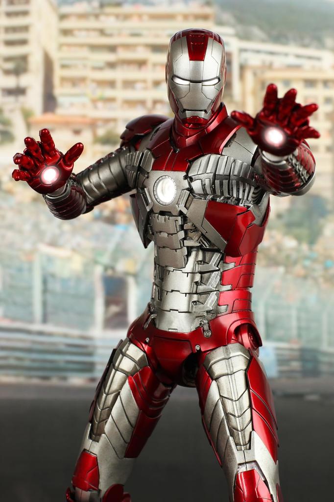 Movie Masterpiece Iron Man 2 1/6 Scale Figure Iron Man Mark 5
