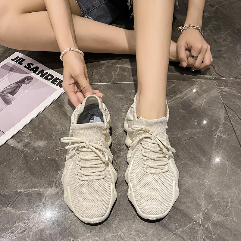 Octopus sko dame nye sommer damesko flyvevevd pustende allsidig mikrofiber tynne sokker sko