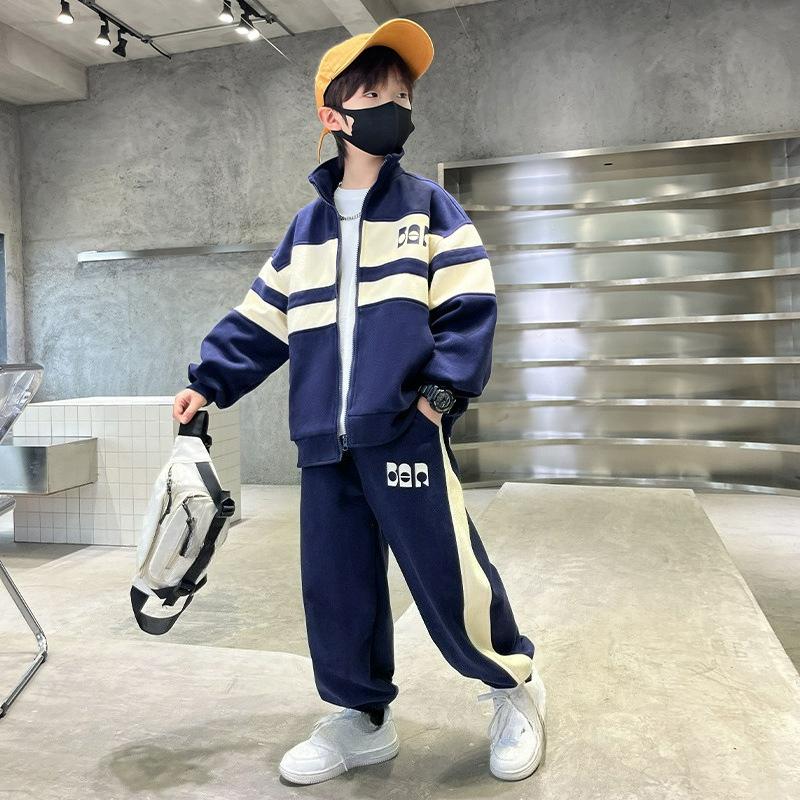 

Boys Suits, Spring and Autumn, Big Children s Sweaters, Two-piece Suits, Fried Street Boys, Long-sleeved Sports Clothes 120 синий