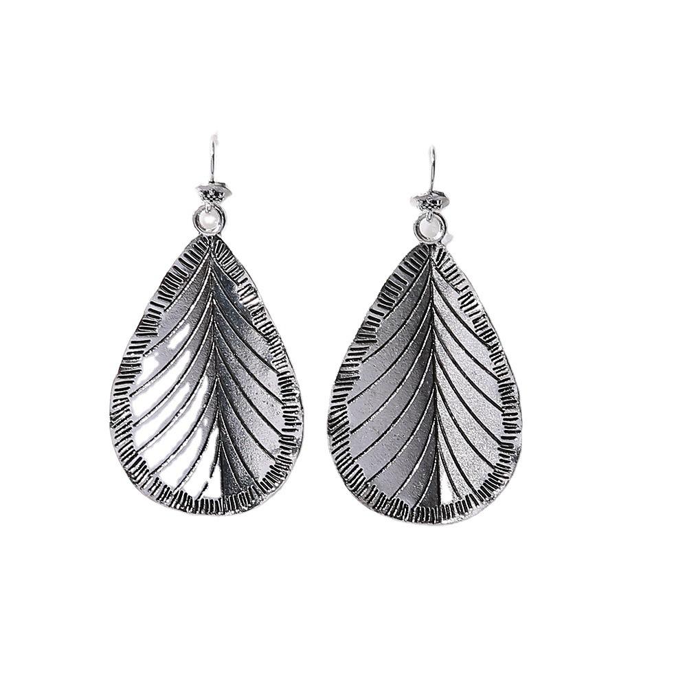 Retro Versatile Earrings Exaggerated Tree Leaf Temperament Stud Earrings Women'S Earrings