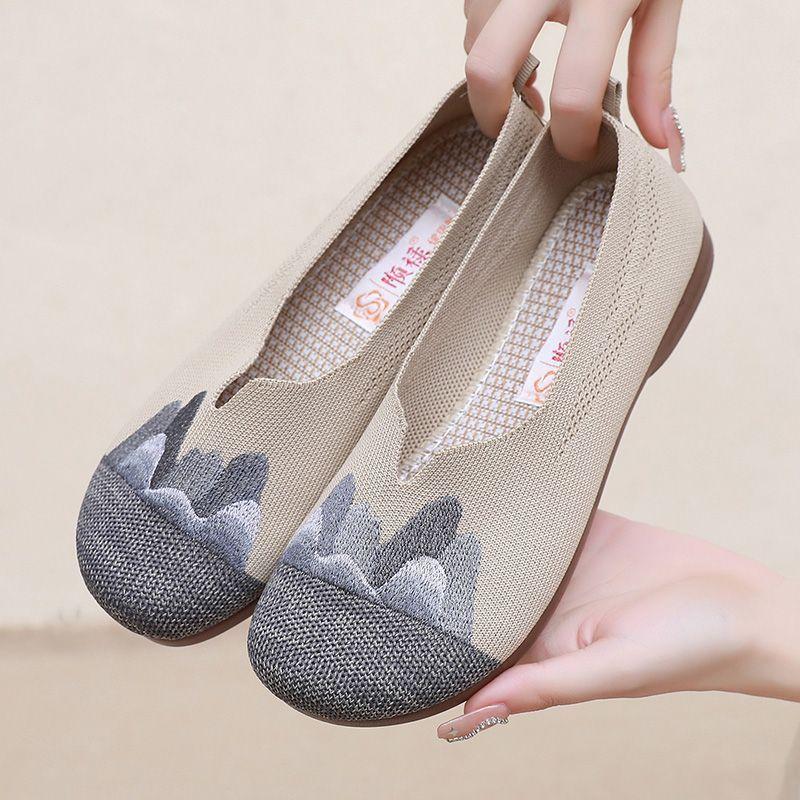 Old ******* cloth shoes breathable s**t sole middle-aged and elderly female mother shoes non-slip ****** and summer one-pedal fly-woven flat-soled si