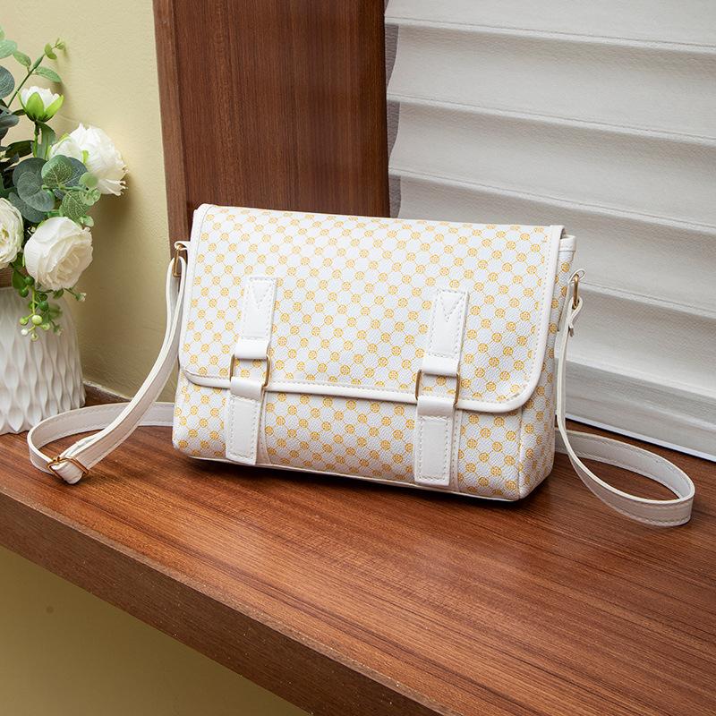 

Women s bag, new fashionable and simple shoulder bag, polka dot printed messenger bag, one piece. белый