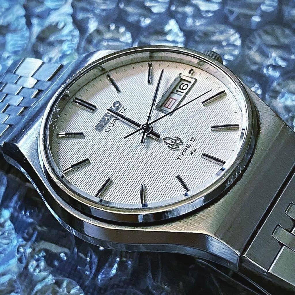 Used SEIKO TYPEII Wave Dial Made in 1977 Fully original