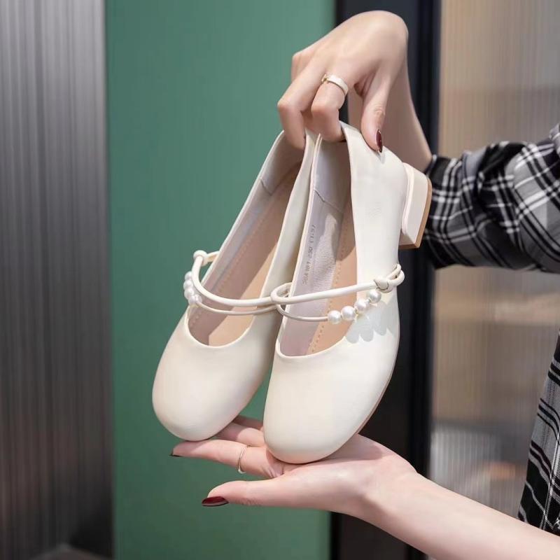 Super soft leather new Chinese shoes 2025 summer new single shoes fairy Doudou shoes super fire Mary Jane grandma shoes