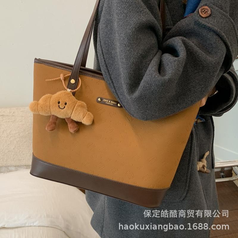 Korean version of simple casual large-capacity bag women's 2025 autumn and winter fashion versatile tote bag commuting to work shoulder bag