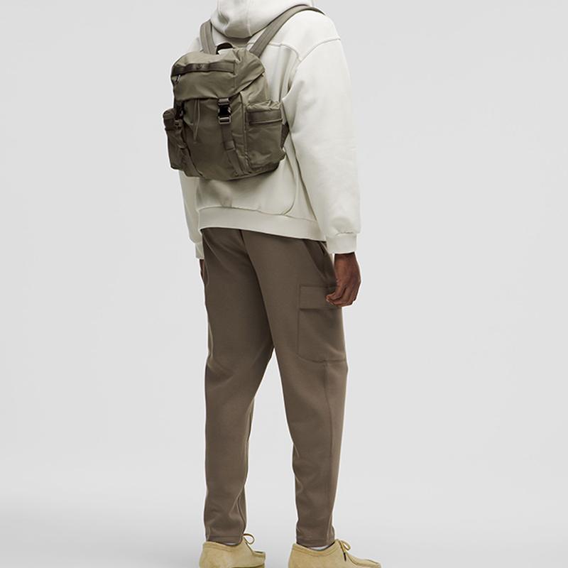 Lululemon Wunderlust 14L Unifarbener Minimalistischer Kordelzugverschluss Nylon Mini-Rucksack Unisex Rucksack Militärgrün LU9B23S-069345