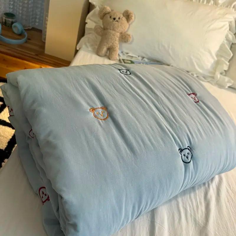 Blue Thin Quilt Soft Summer Air-Conditioned Four Seasons Comforter With Embroidery Machine Washable Single Queen Size Blanket