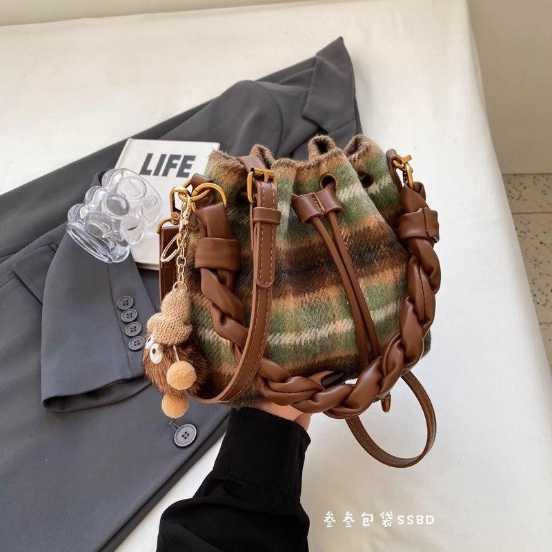 

Сумки-ведра Женские осенние и зимние сумки высокого класса Модные сумки-мессенджеры One size