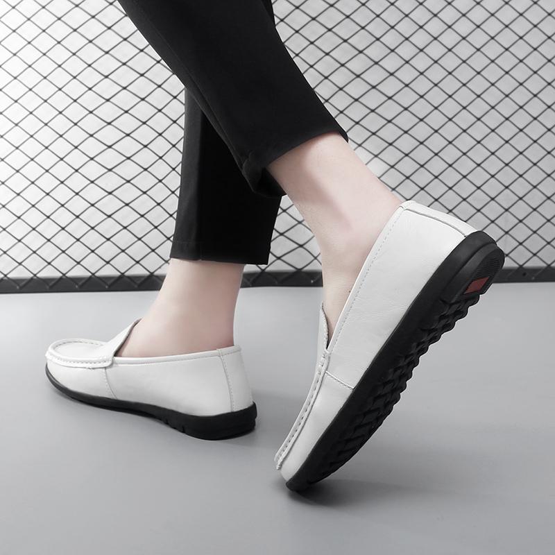 2026 New Genuine Leather Handmade Designer Loafers Men Casual Leather Driving Shoes Causal Footwear Docksides Classic Boat Shoes