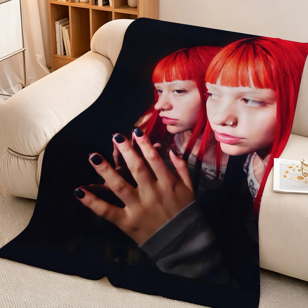 Music A-Akriila Throw High-Density Short Plush Blanket Soft Skin-Friendly for Sofa Nap Air-Conditioned Room
